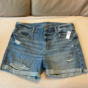 Old Navy High-Rise slouchy straight jean shorts. Size 14.